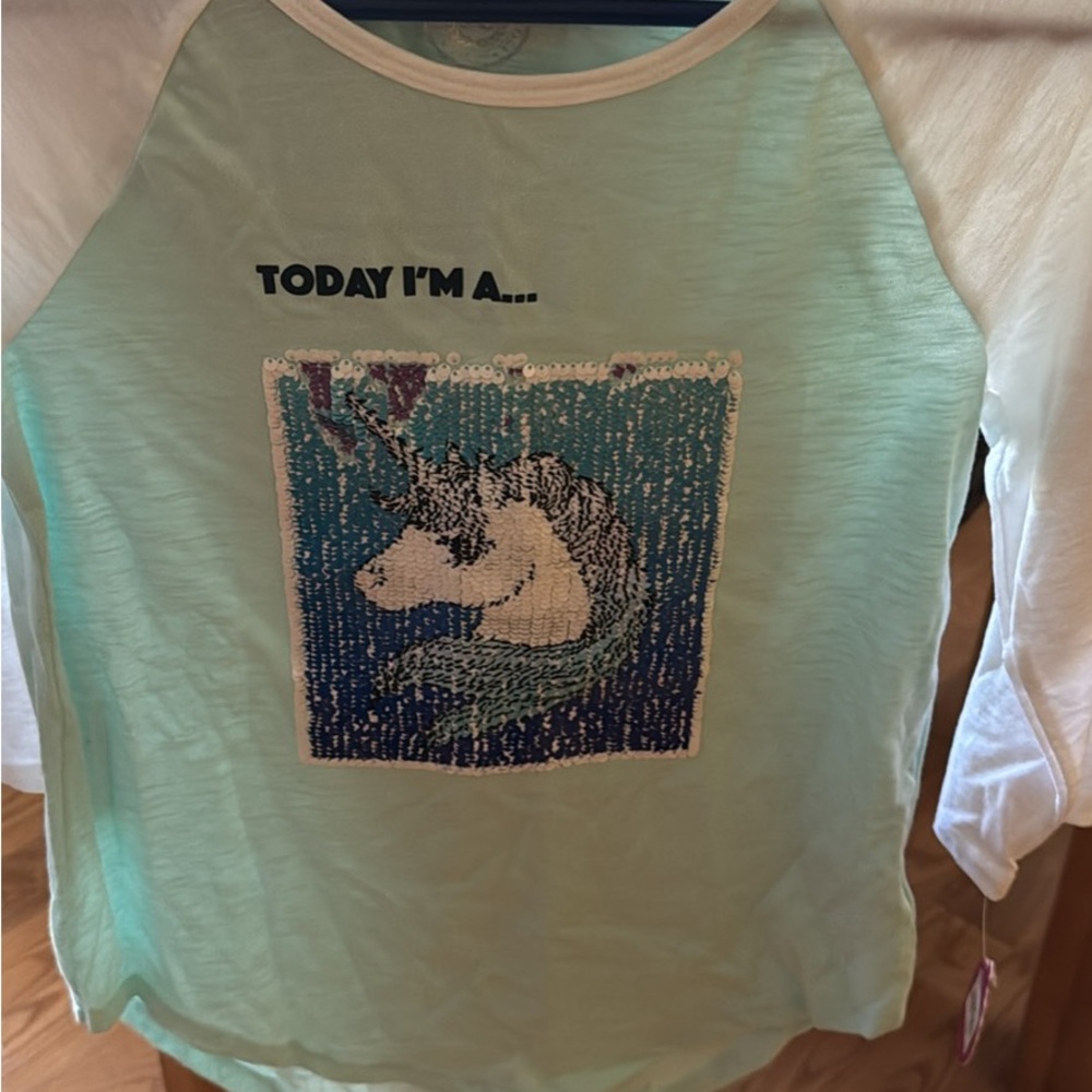 Kohl's Mint Green Unicorn/Cat Sequin Long Sleeve Tee